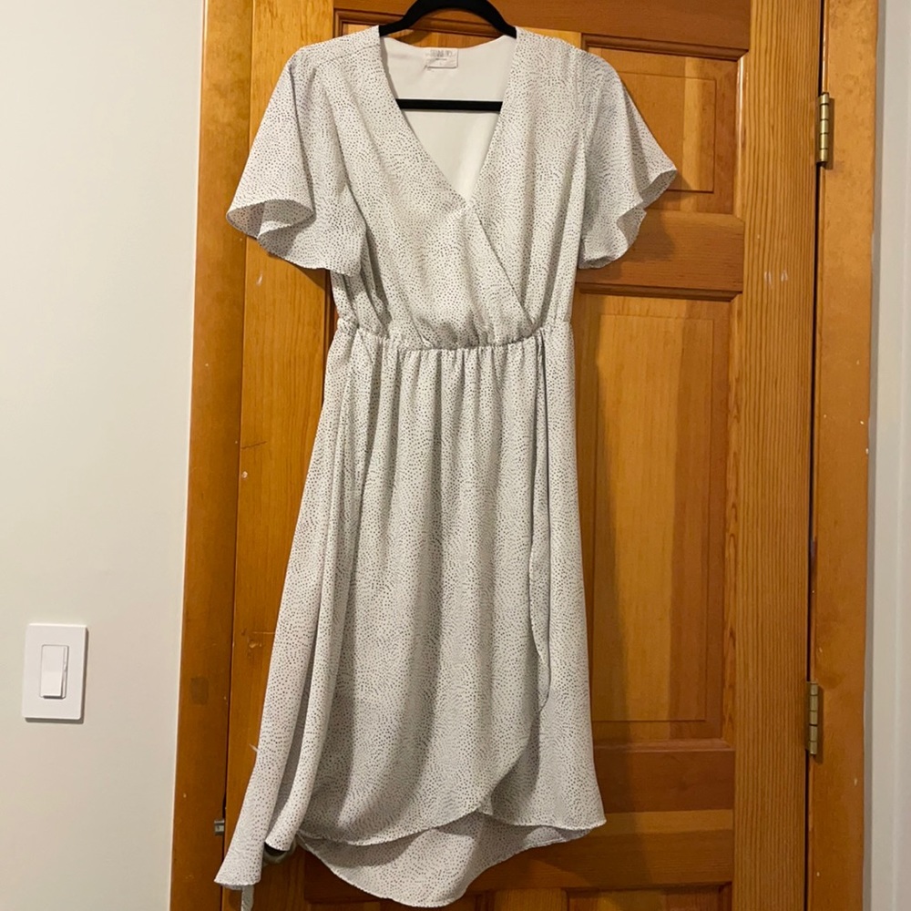 Size large sienna sky dress